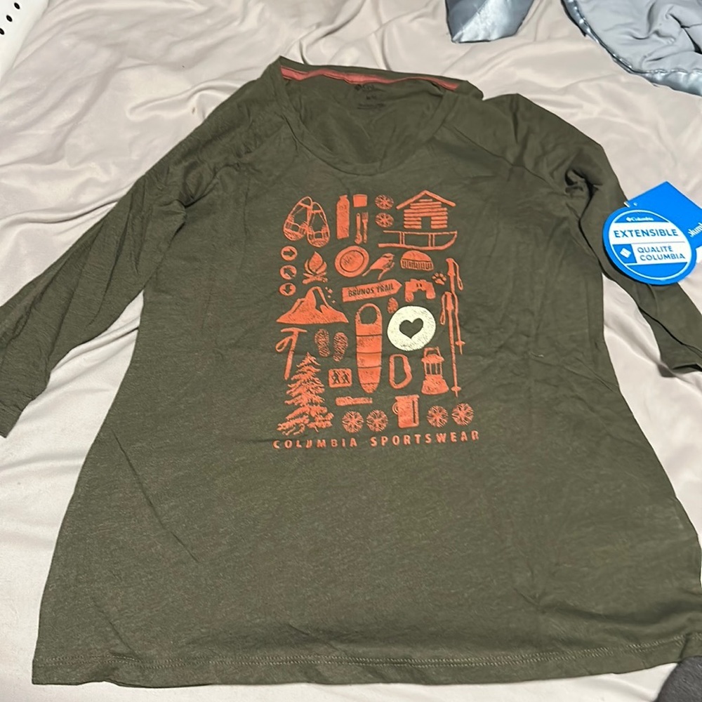Brand new Columbia 3/4 sleeve olive green shirt